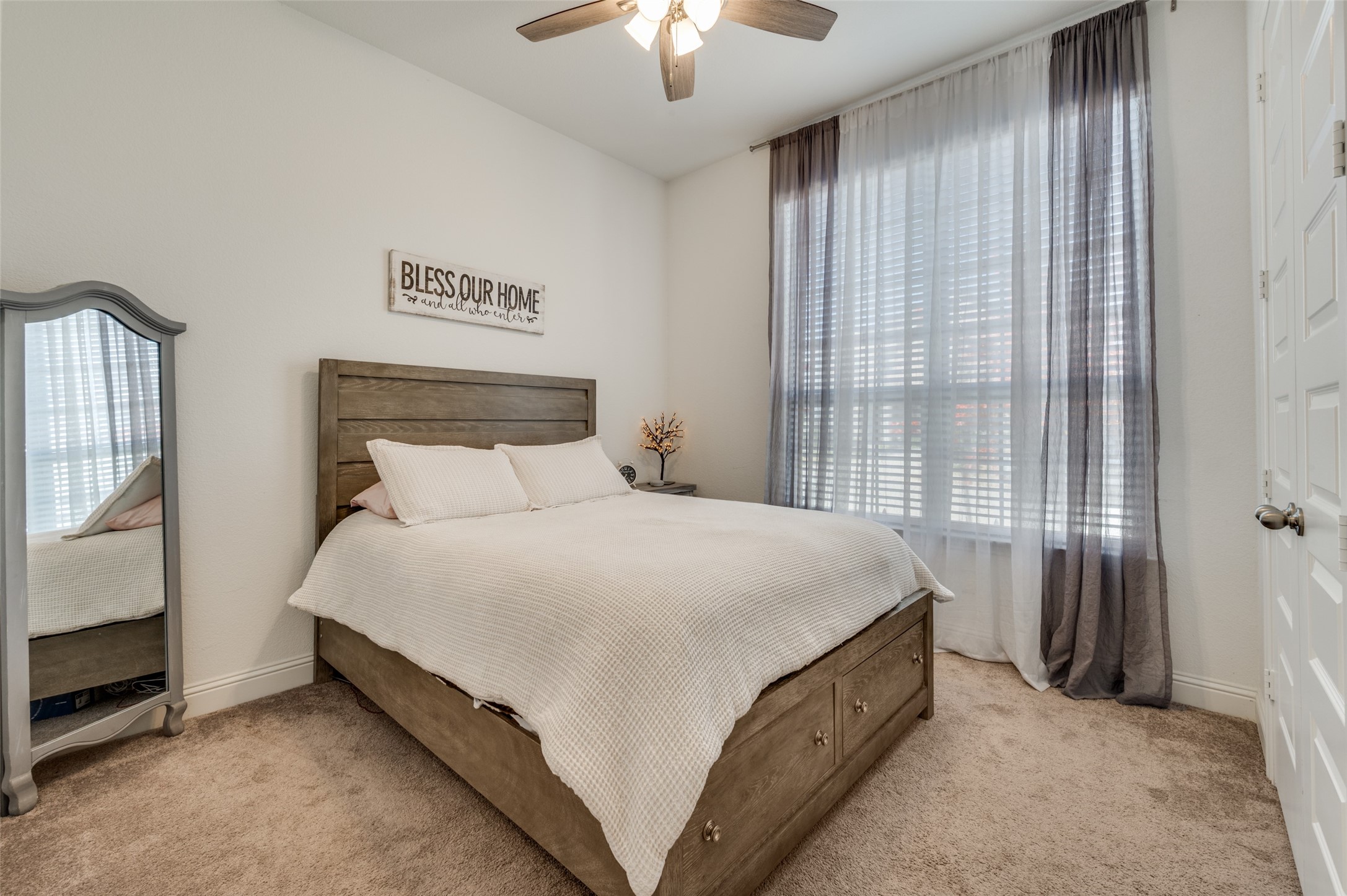 2604 Upland Trail Lane Aubrey TX 76227