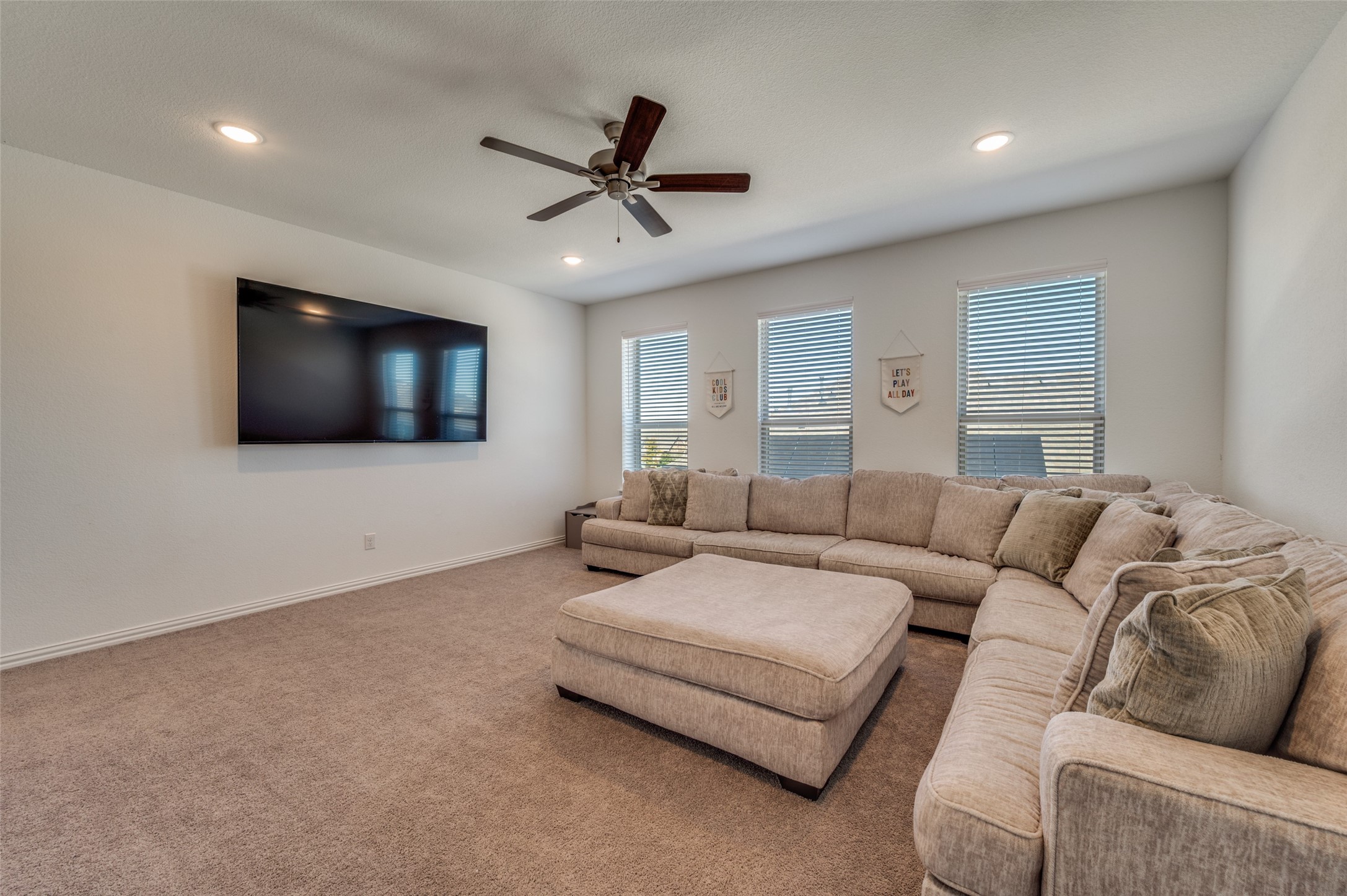 2604 Upland Trail Lane Aubrey TX 76227