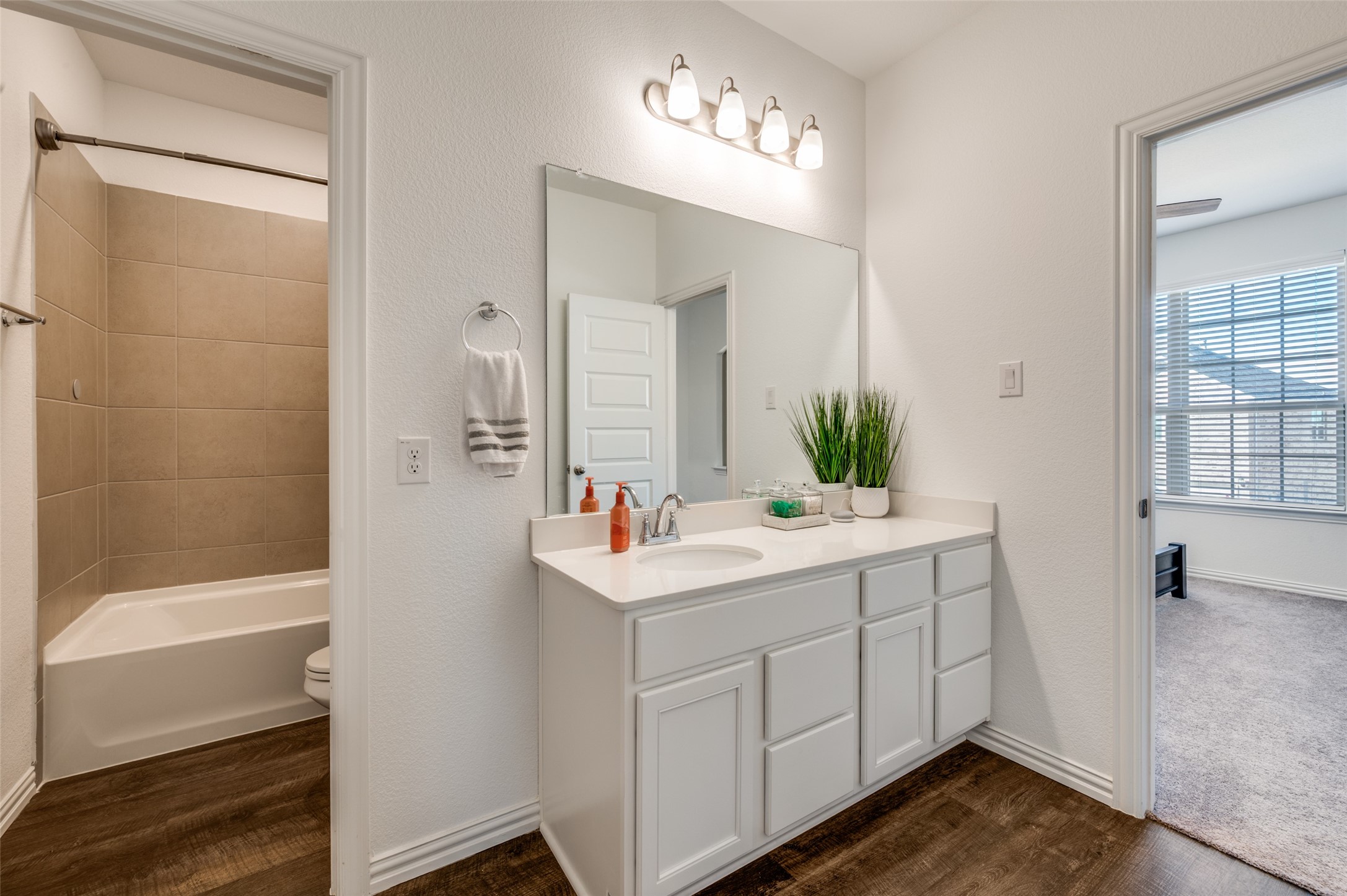 2604 Upland Trail Lane Aubrey TX 76227