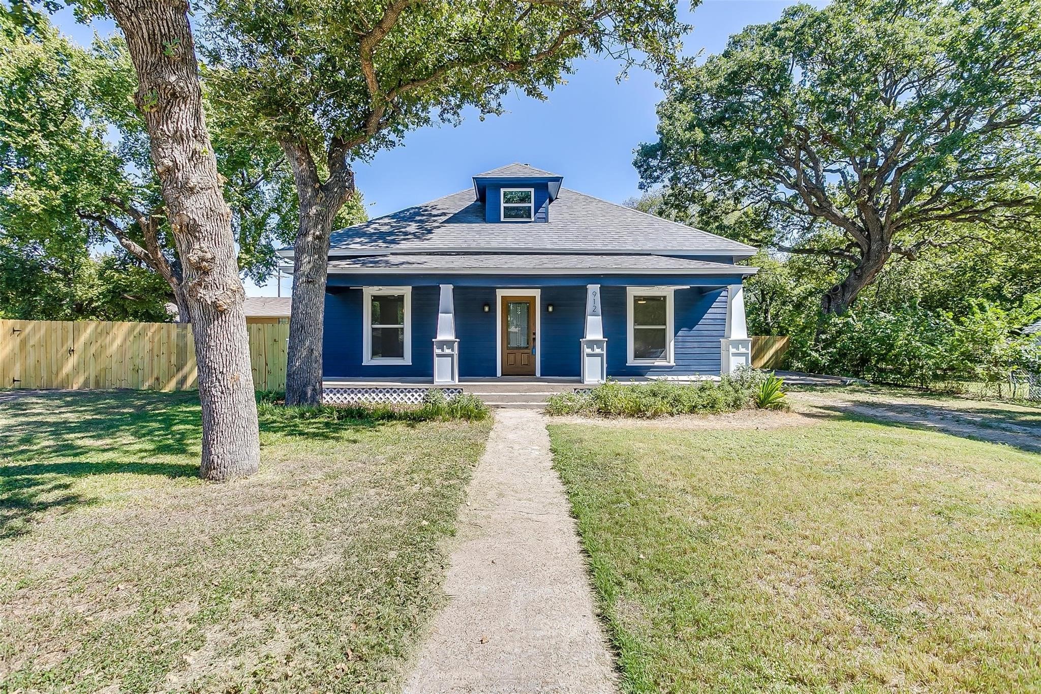 912 Hanover Street Weatherford TX 76086