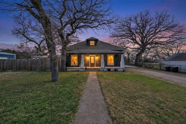 912 Hanover Street Weatherford TX 76086
