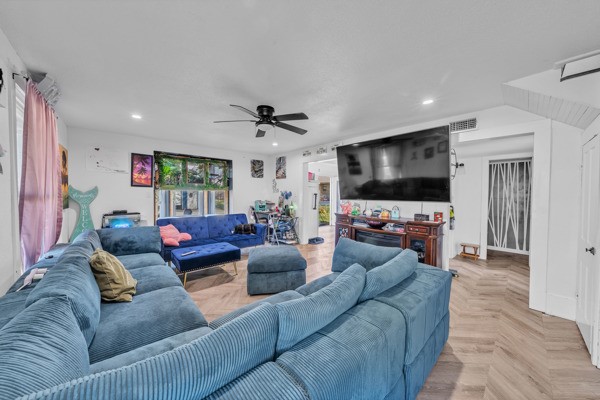 912 Hanover Street Weatherford TX 76086