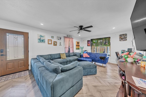 912 Hanover Street Weatherford TX 76086
