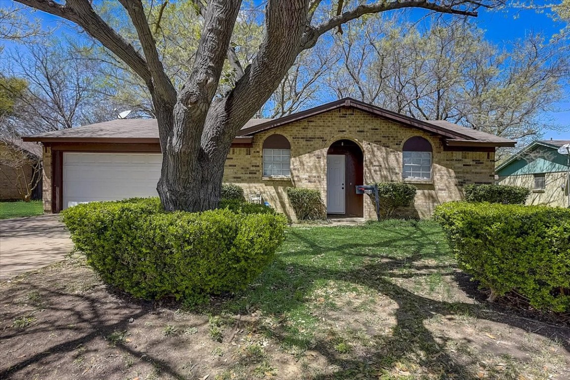 408 SW Gregory Street Burleson TX 76028