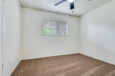 1519 Oakbrook Street Lancaster TX 75134