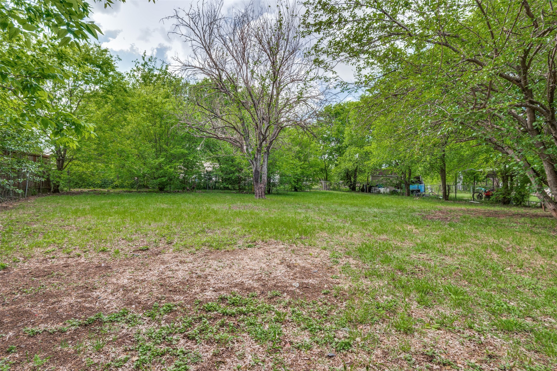1519 Oakbrook Street Lancaster TX 75134
