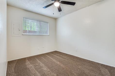 1519 Oakbrook Street Lancaster TX 75134