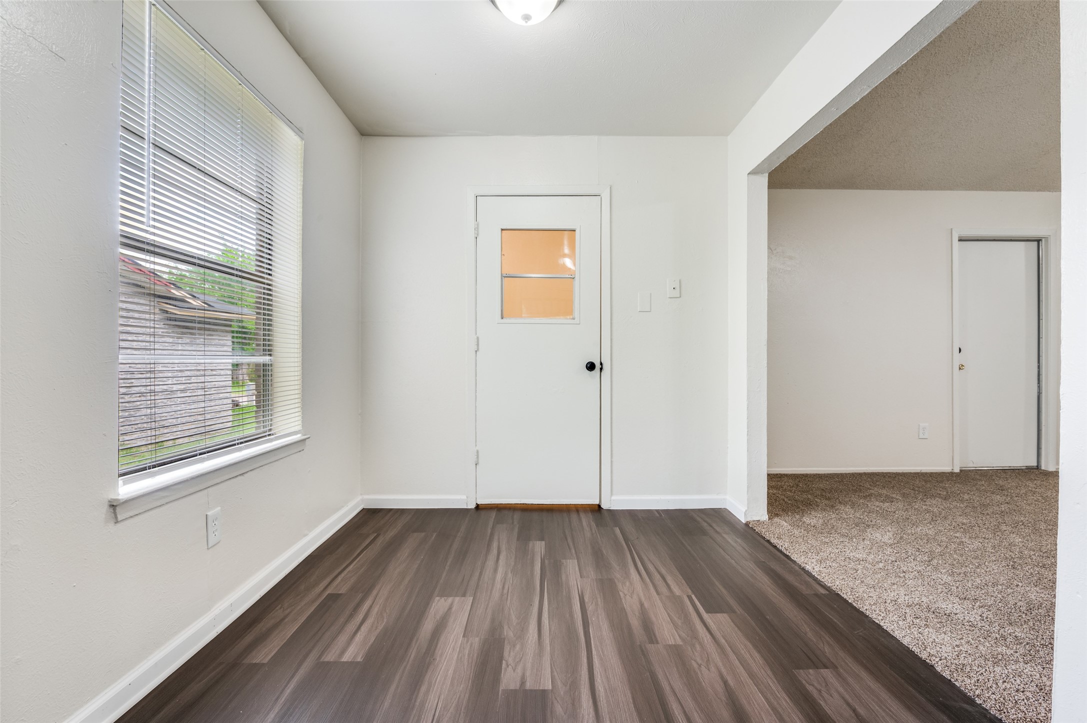 1519 Oakbrook Street Lancaster TX 75134