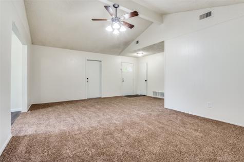 1519 Oakbrook Street Lancaster TX 75134