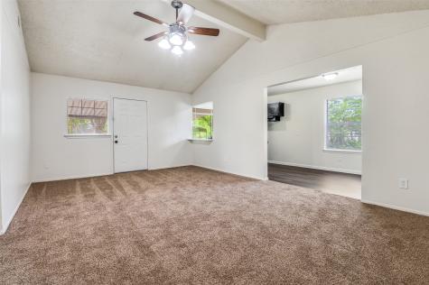 1519 Oakbrook Street Lancaster TX 75134