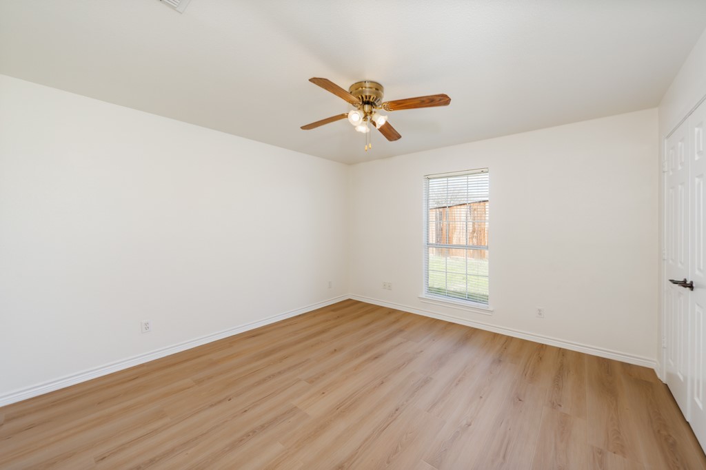 107 Ashley Street Alvord TX 76225