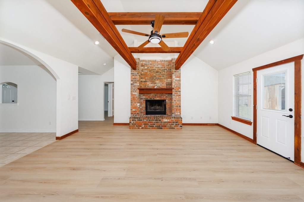107 Ashley Street Alvord TX 76225