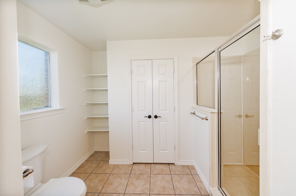107 Ashley Street Alvord TX 76225