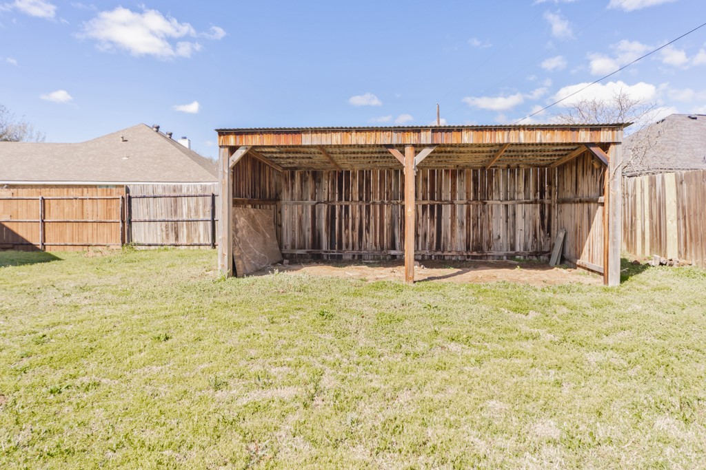 107 Ashley Street Alvord TX 76225