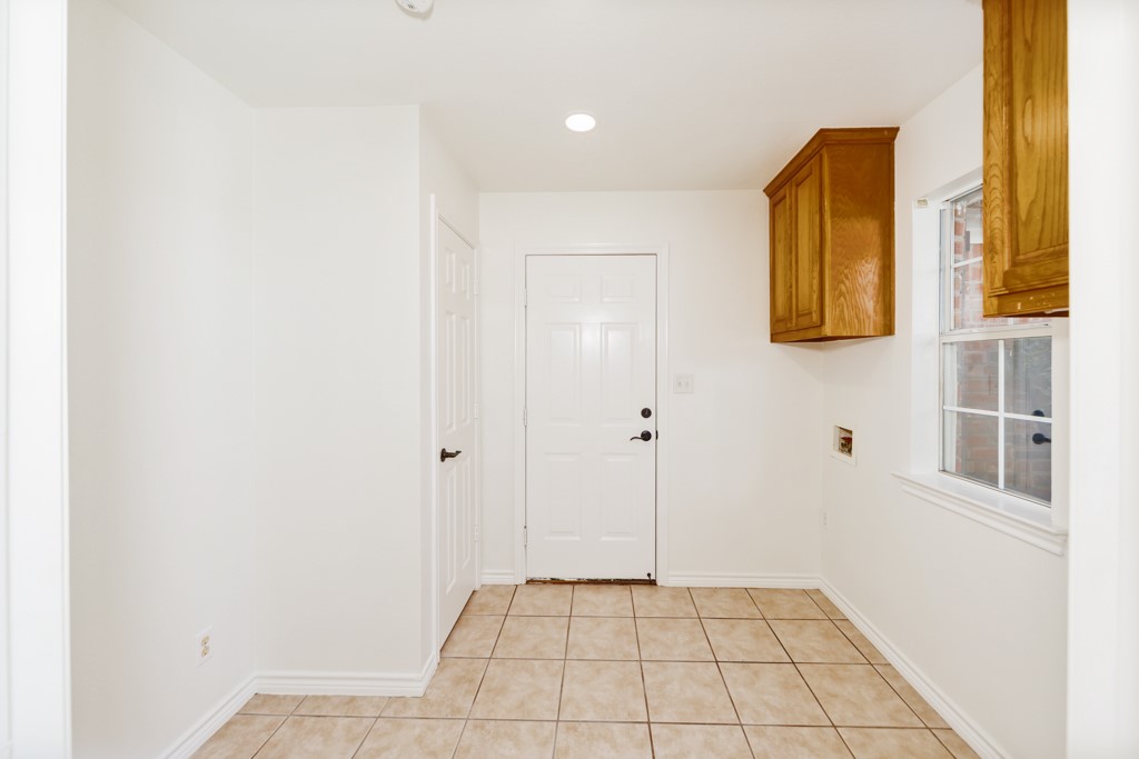 107 Ashley Street Alvord TX 76225