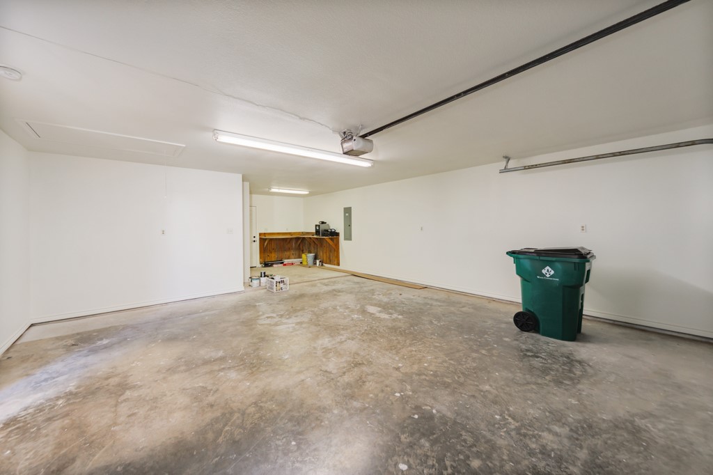 107 Ashley Street Alvord TX 76225