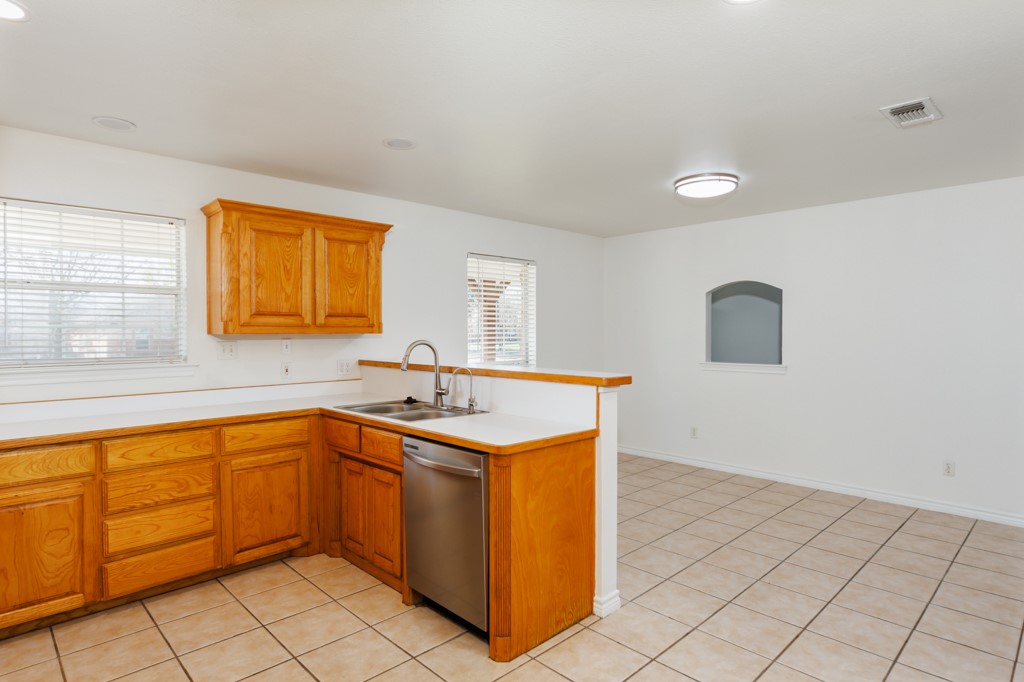107 Ashley Street Alvord TX 76225