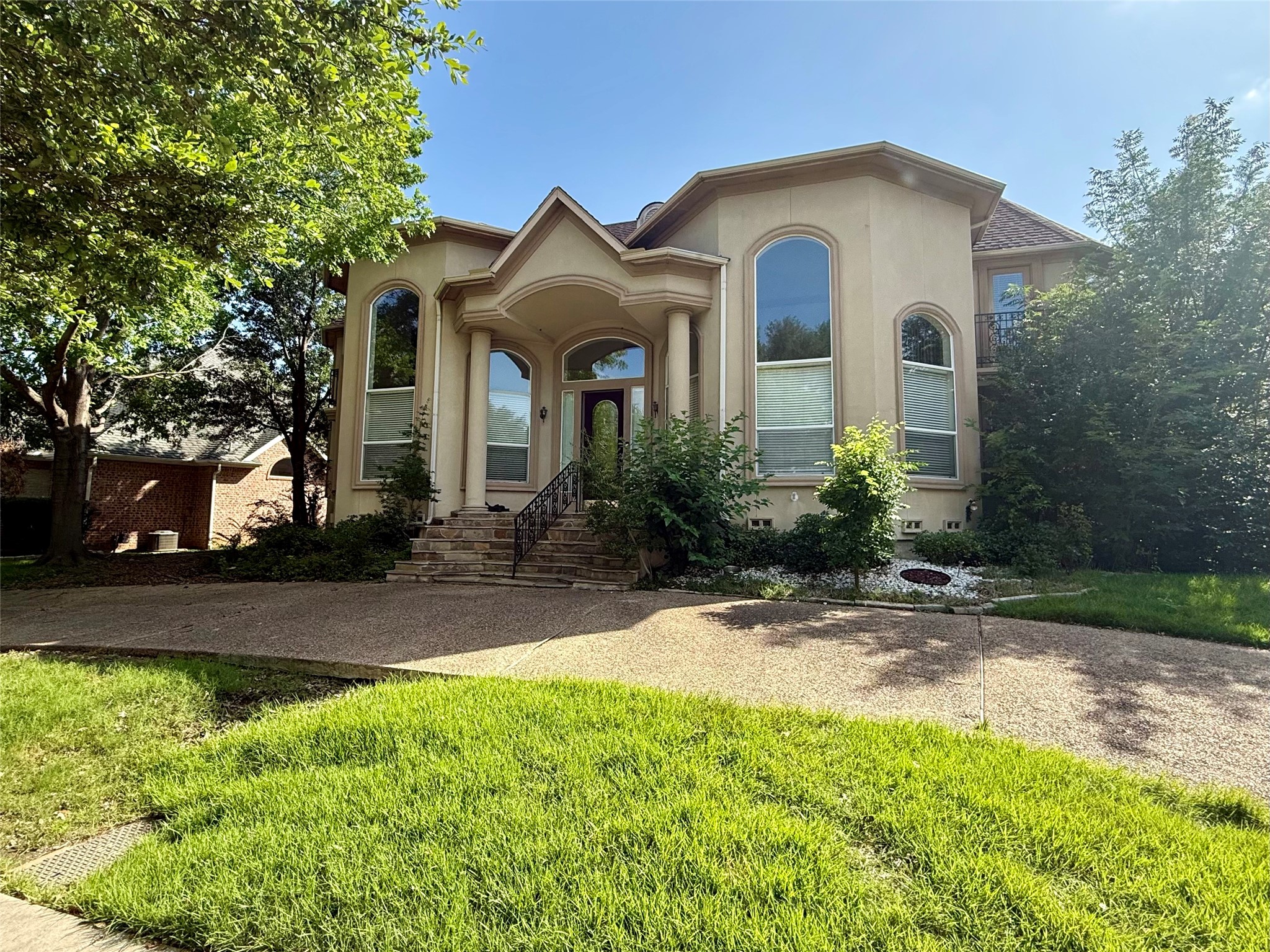 2127 Clearspring Drive N Irving TX 75063