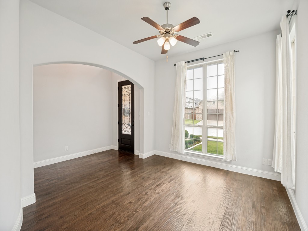 5009 Joseph Street Lewisville TX 75056