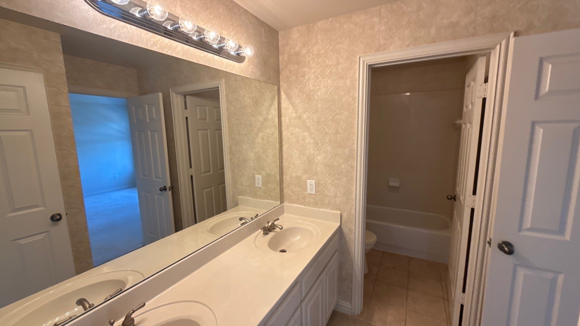10901 Briar Brook Lane Frisco TX 75033