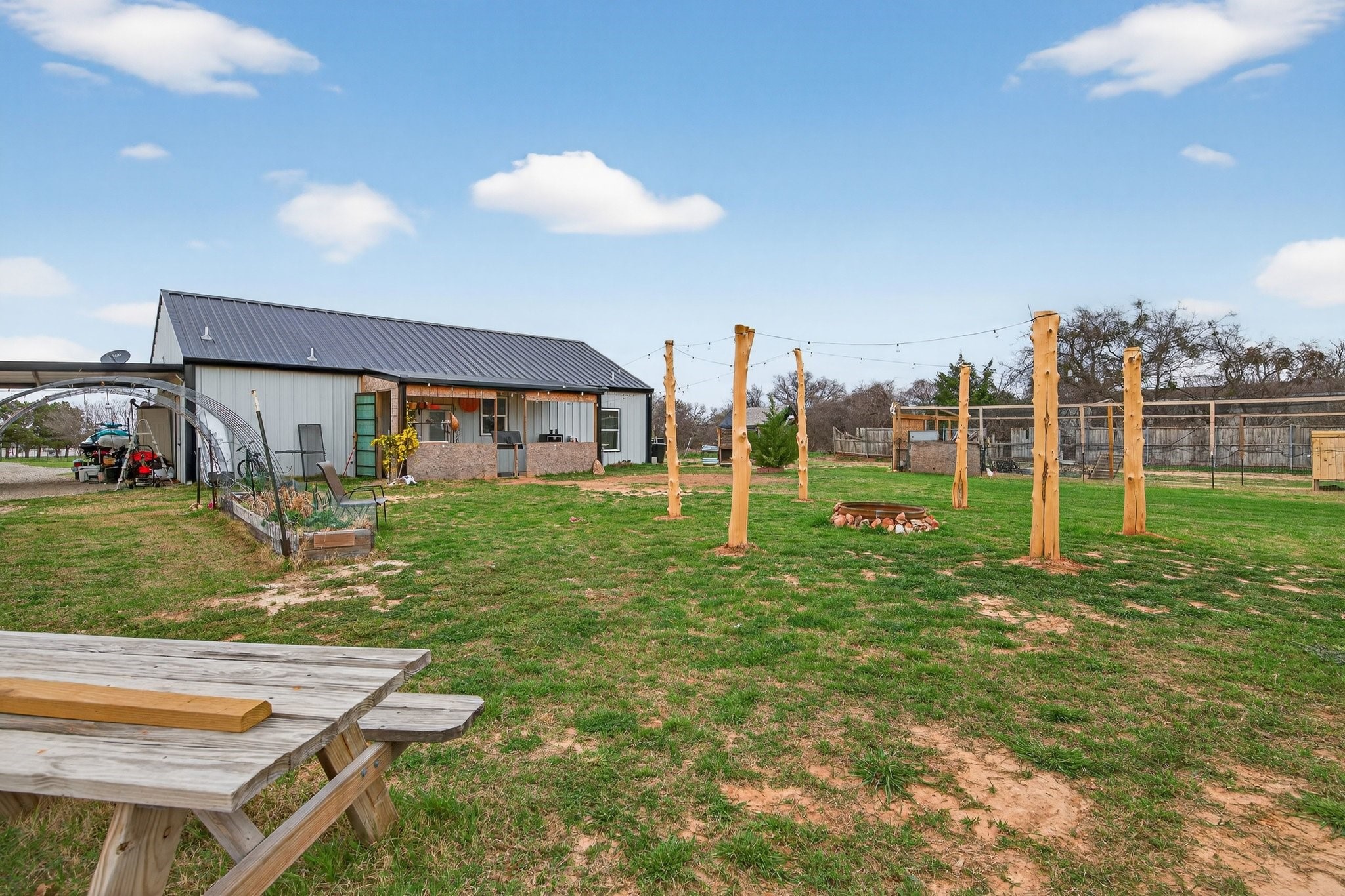 2225 J E Woody Road Springtown TX 76082