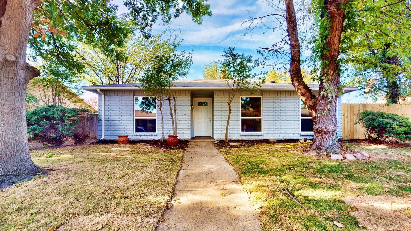 5061 Bartlett Drive The Colony TX 75056