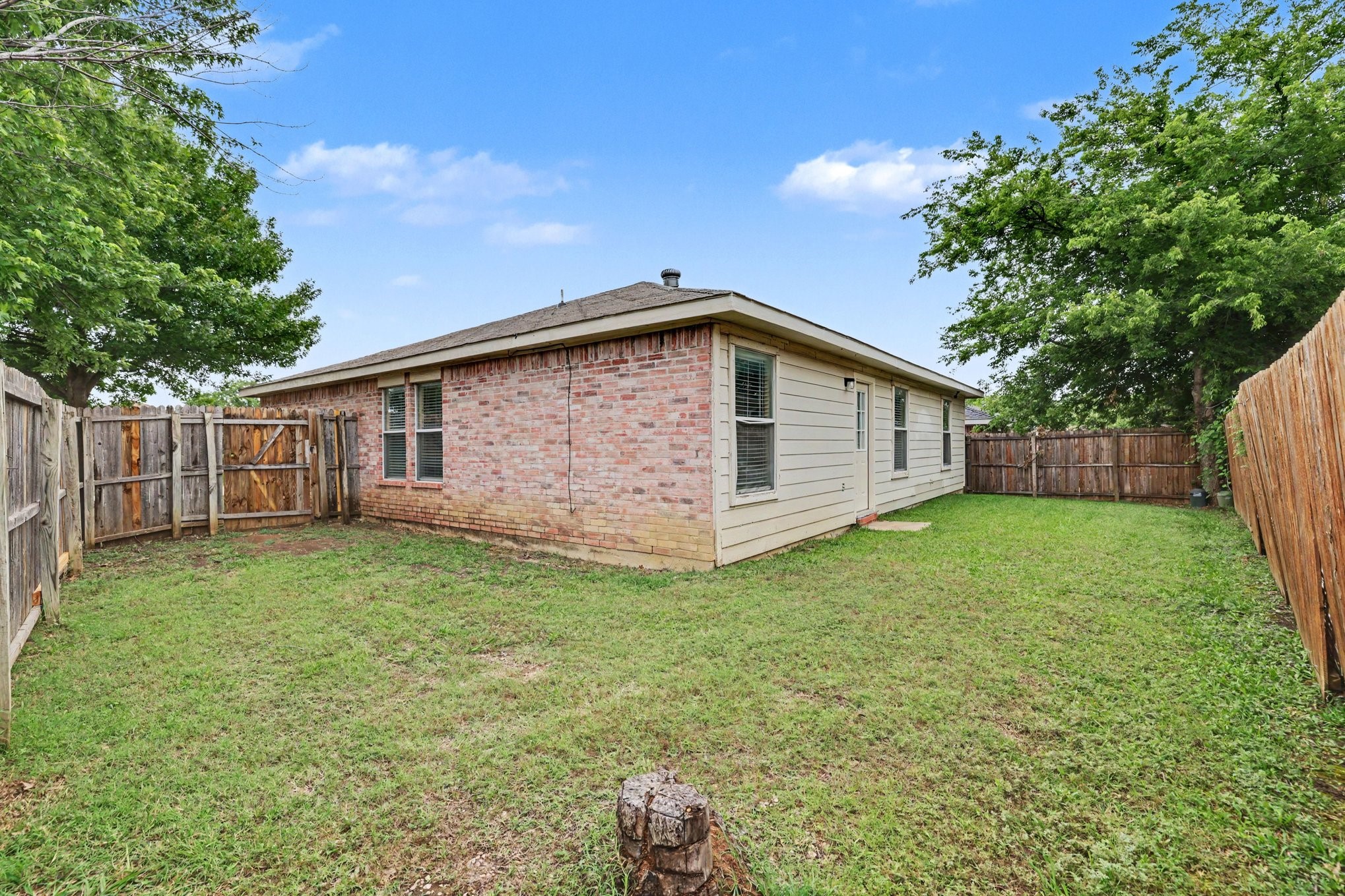 800 Castlewick Court Arlington TX 76018