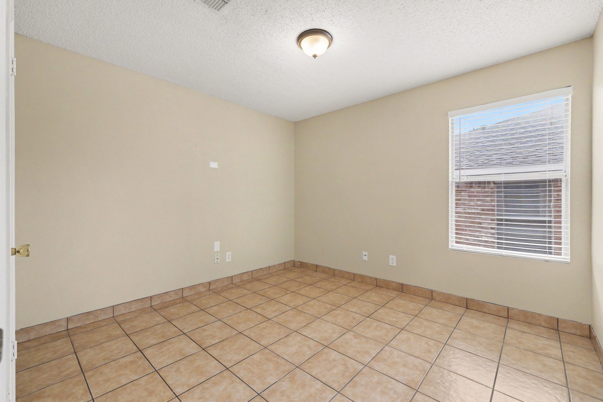 800 Castlewick Court Arlington TX 76018