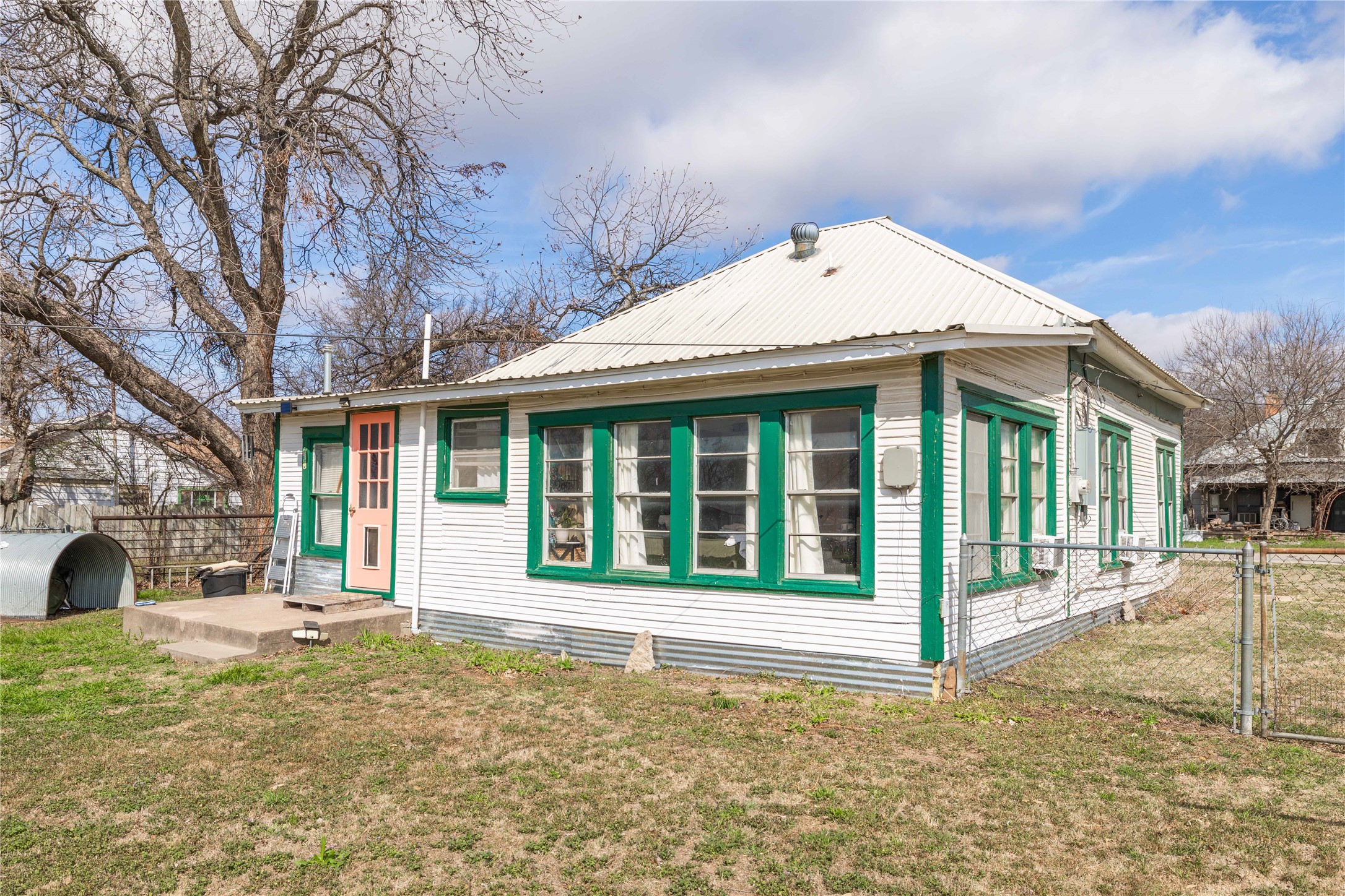 540 NE 1st Street Cross Plains TX 76443