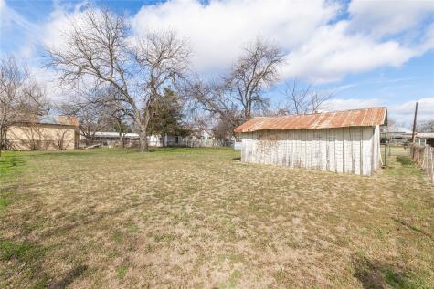 540 NE 1st Street Cross Plains TX 76443