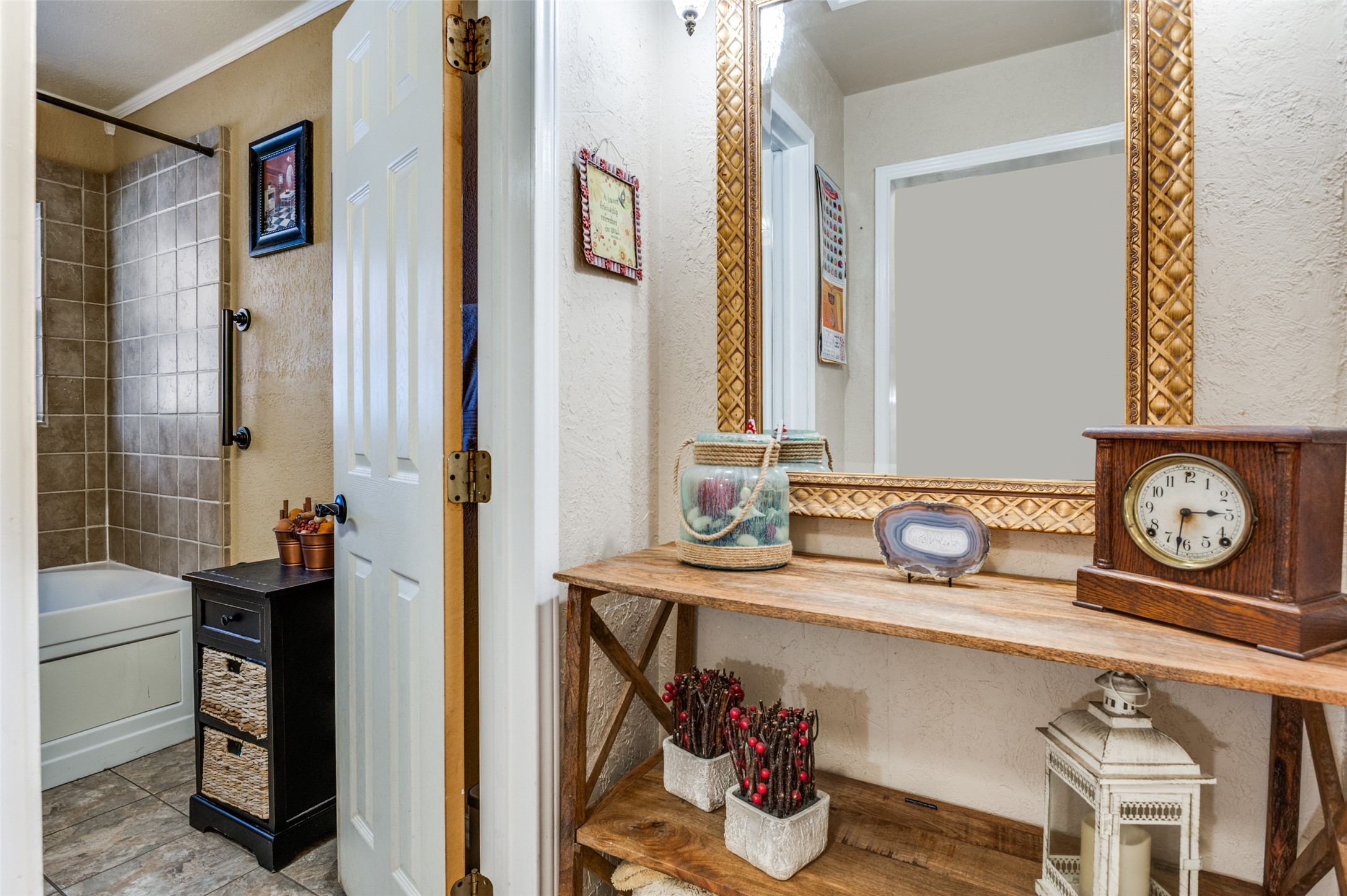 2601 Murphy Drive Bedford TX 76021