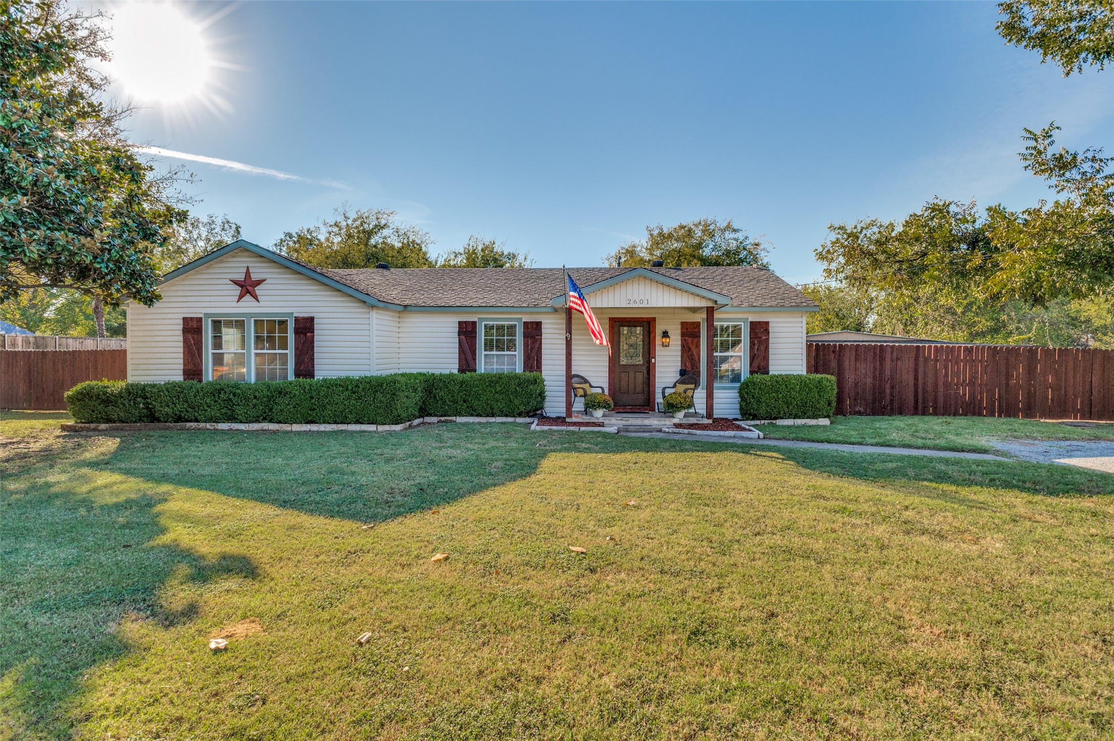 2601 Murphy Drive Bedford TX 76021