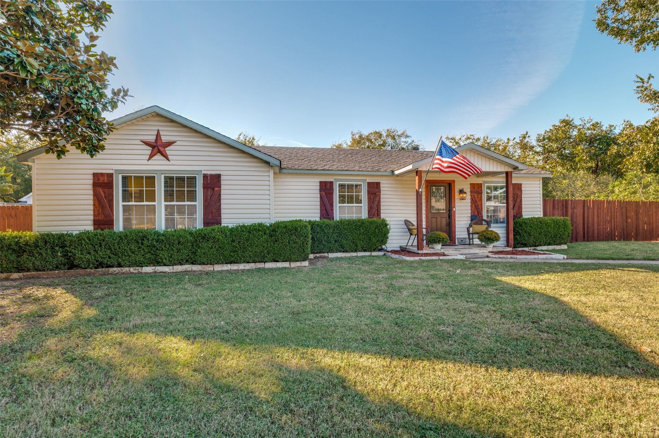 2601 Murphy Drive Bedford TX 76021