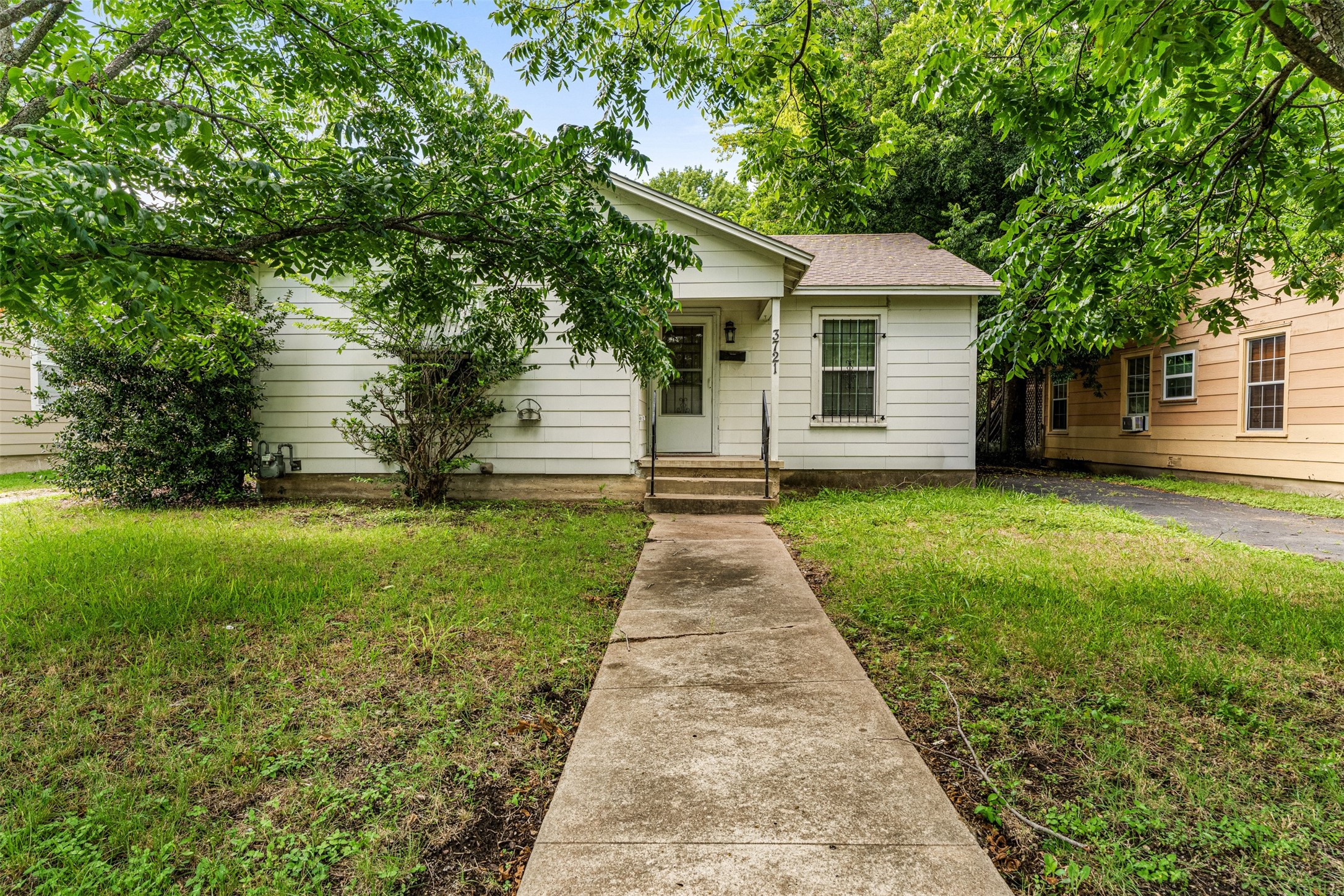 3721 Sanger Avenue Waco TX 76710