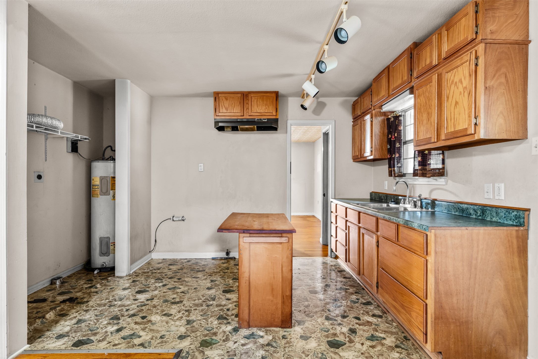 3721 Sanger Avenue Waco TX 76710