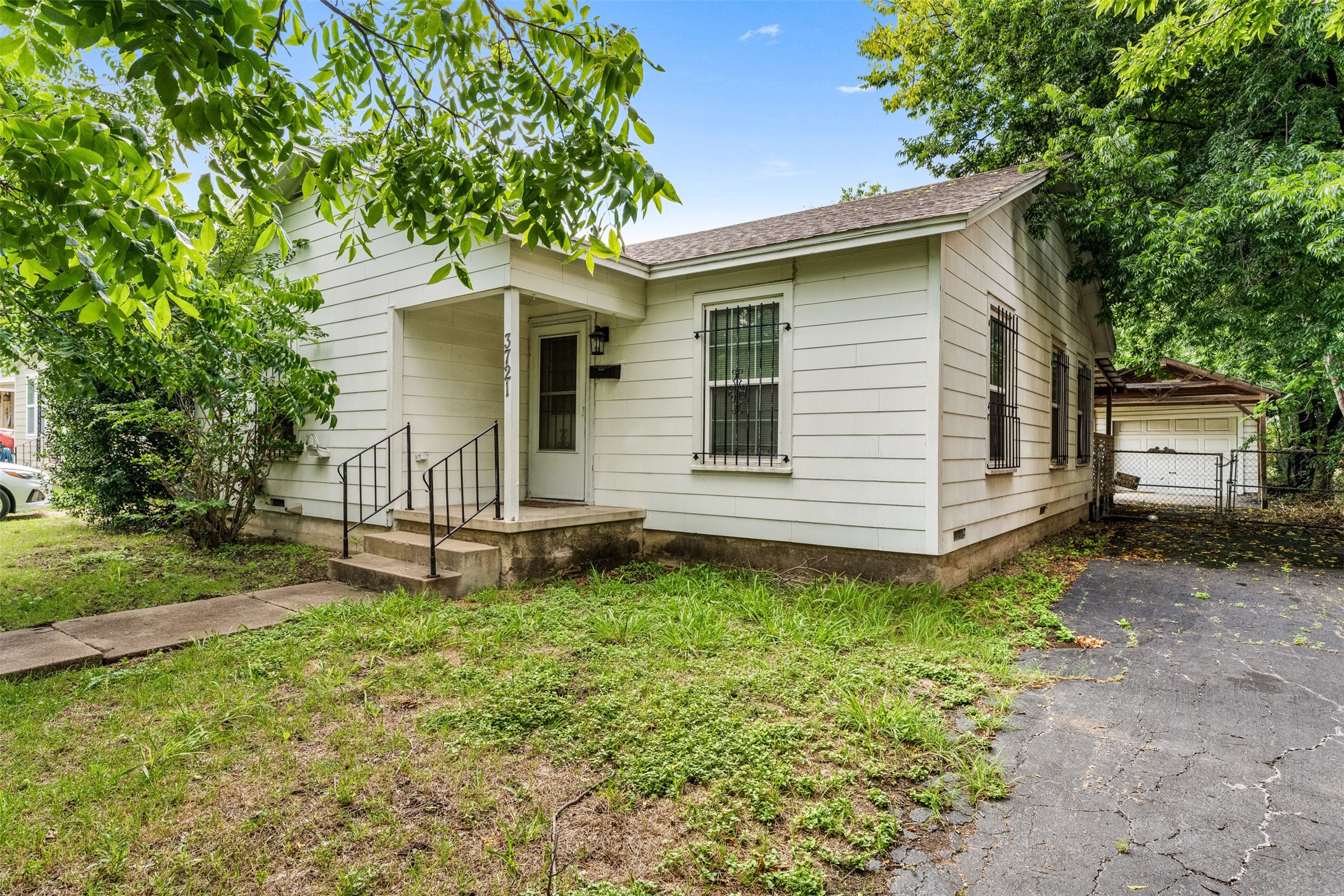 3721 Sanger Avenue Waco TX 76710