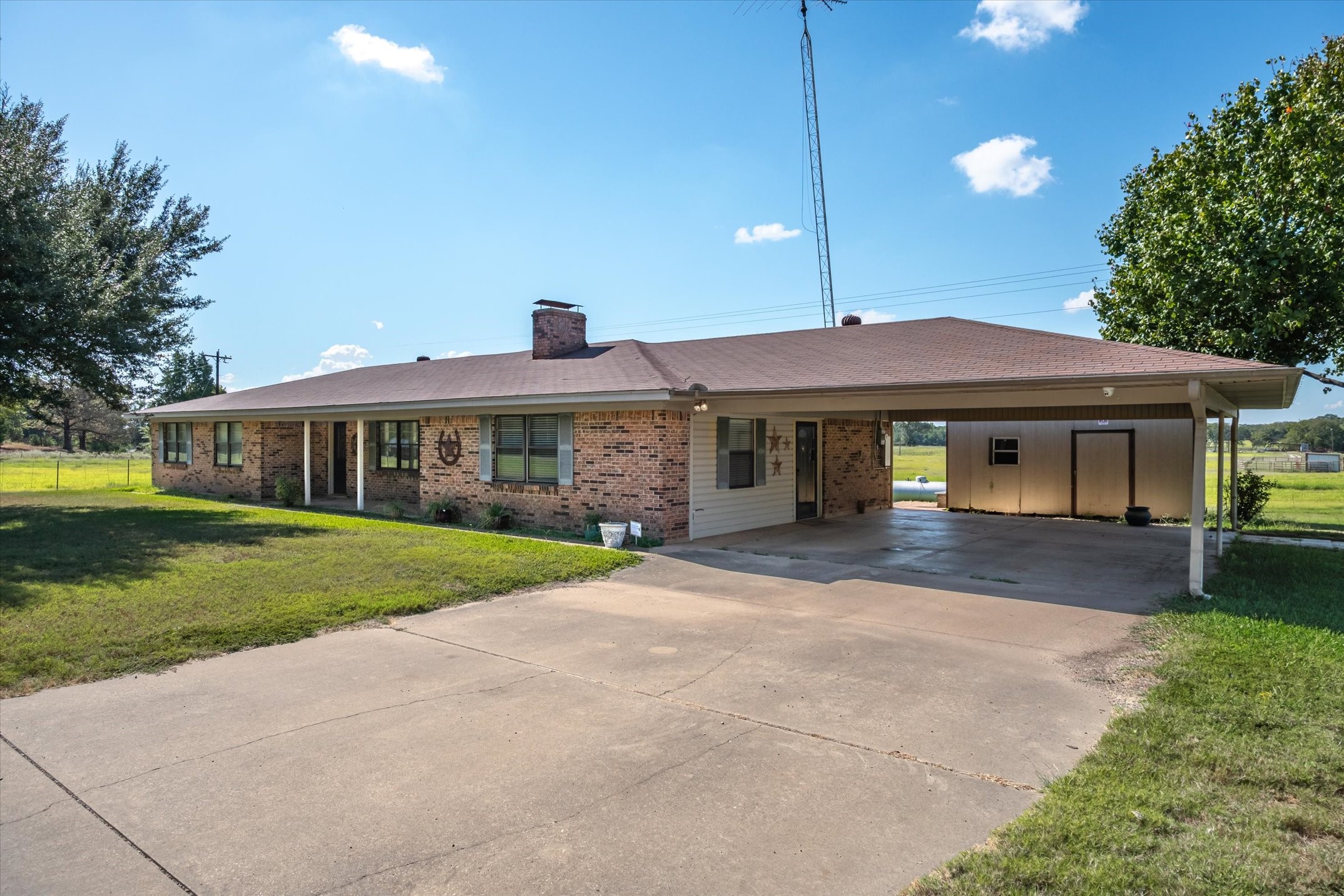 3121 Vz Cr 1215 Grand Saline TX 75140
