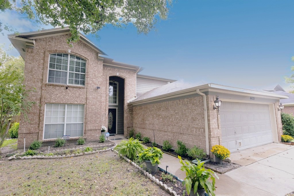 4439 Wescott Drive Grand Prairie TX 75052
