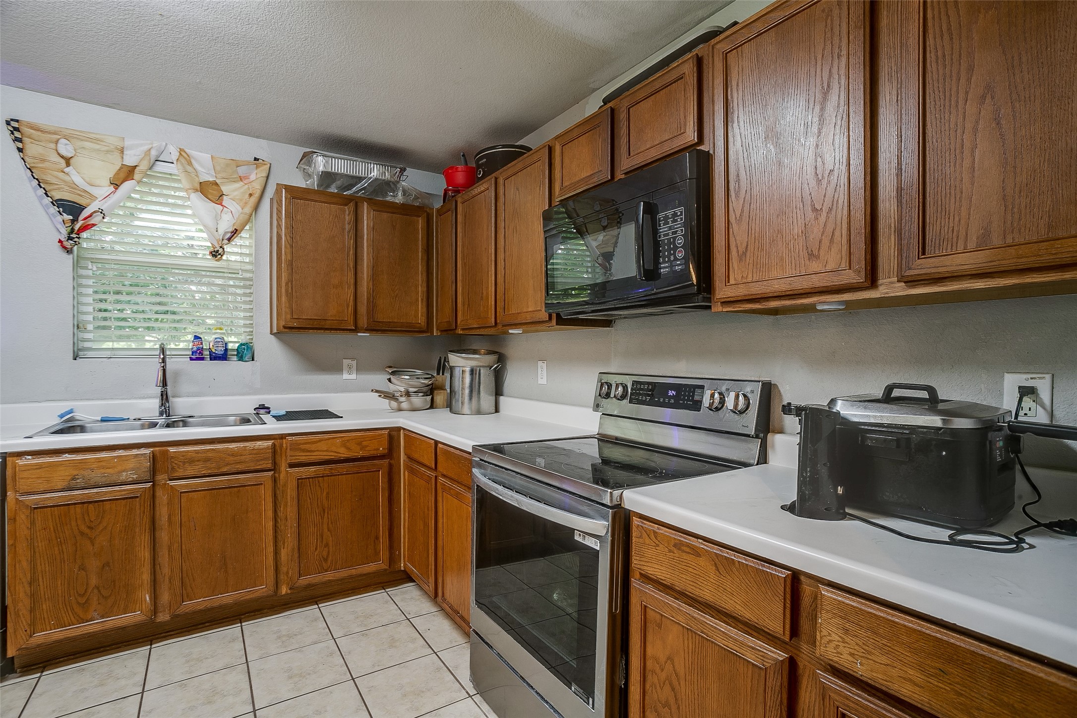 9028 Quarter Horse Lane Fort Worth TX 76123