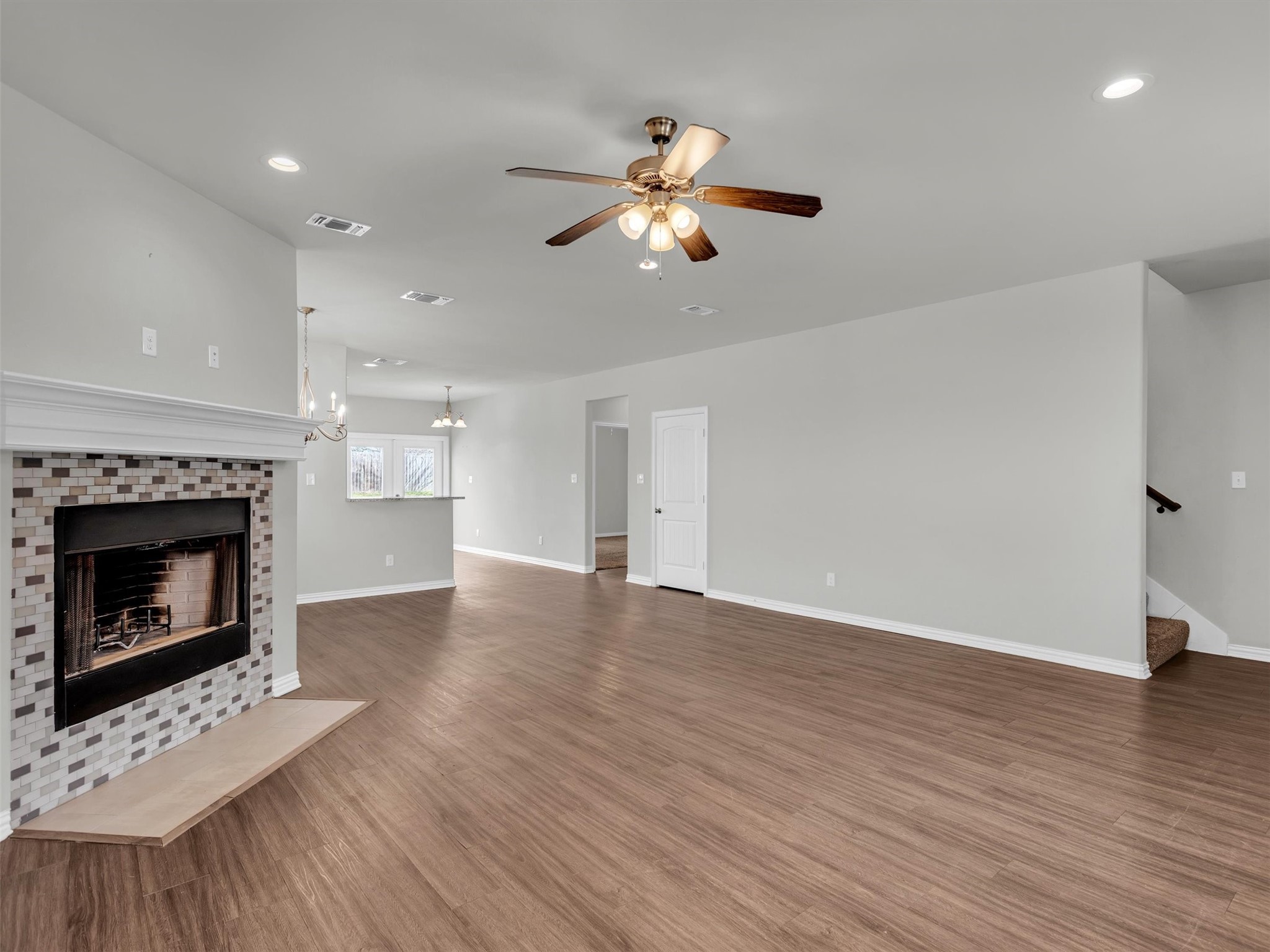 2811 W Washington Street Denison TX 75020