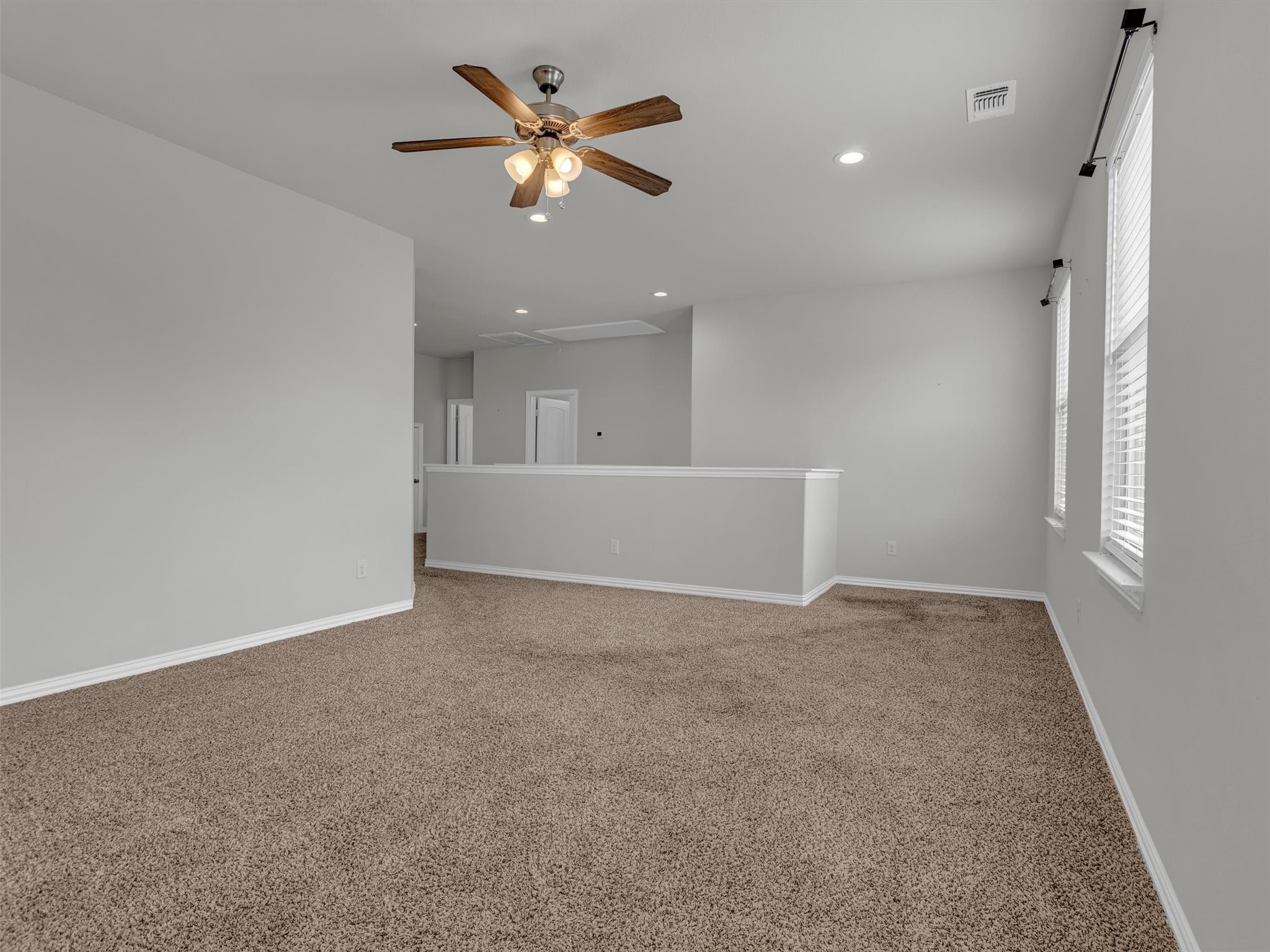 2811 W Washington Street Denison TX 75020