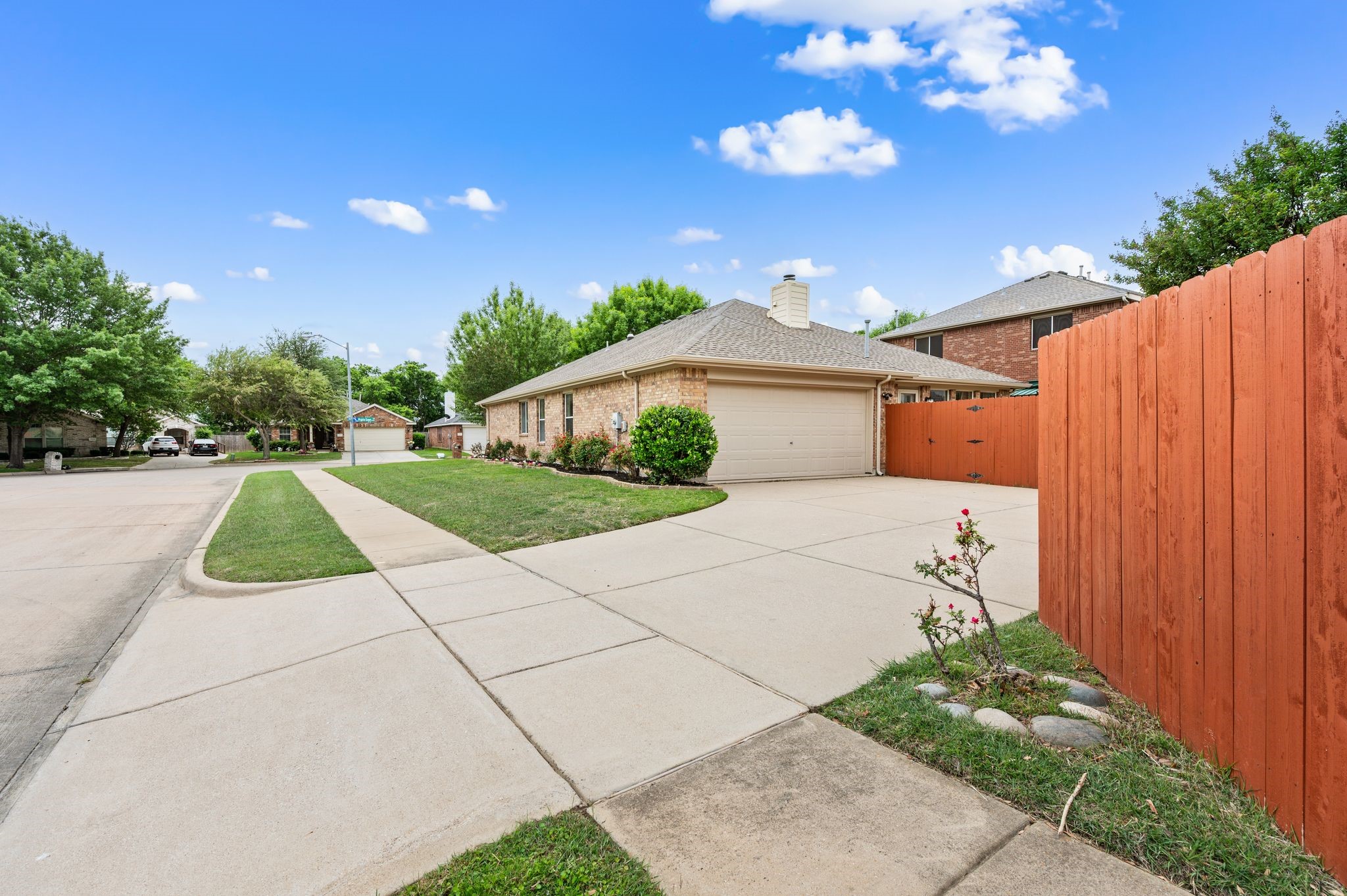 6929 Prairie Dawn Lane North Richland Hills TX 76180