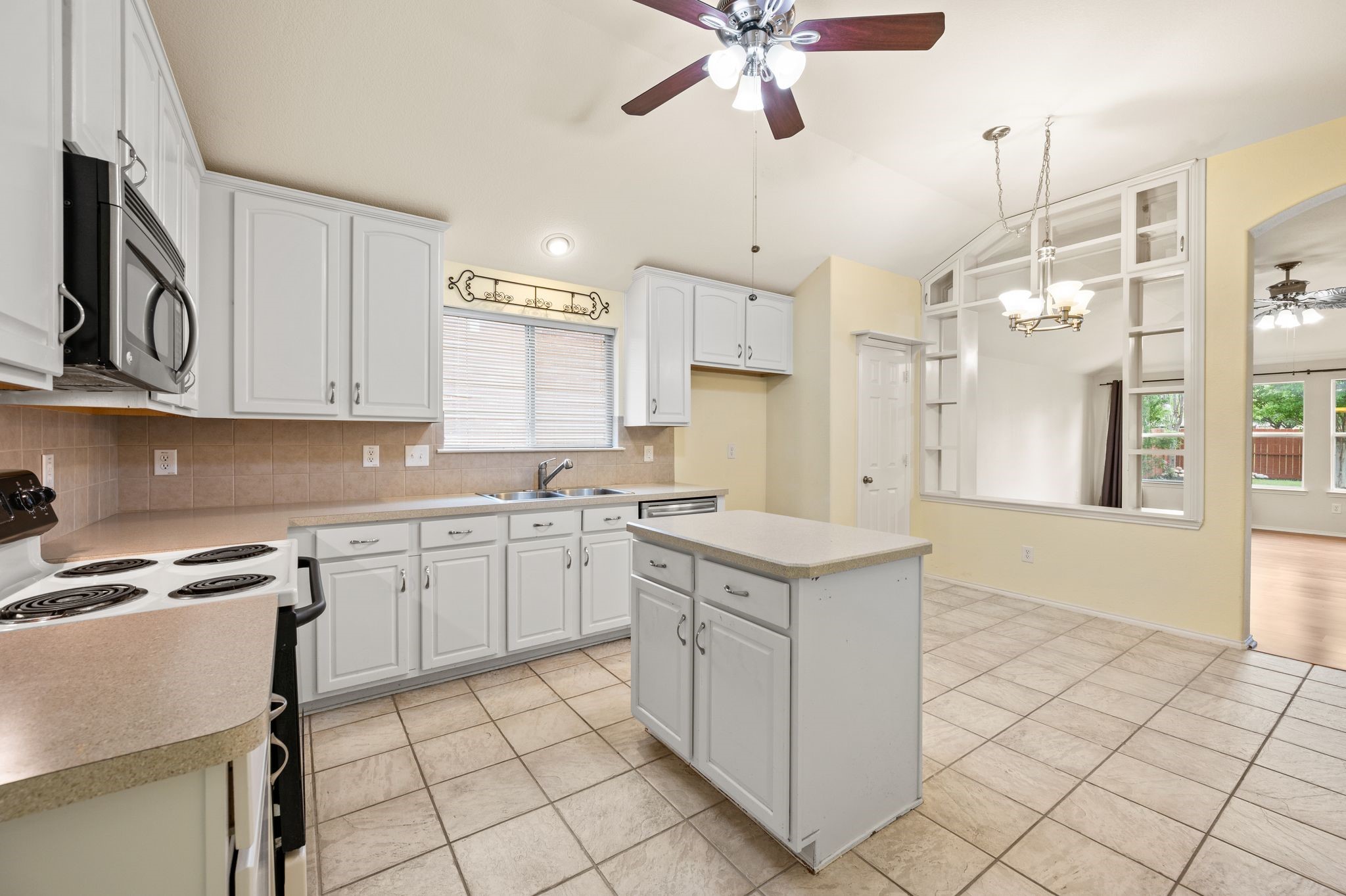 6929 Prairie Dawn Lane North Richland Hills TX 76180
