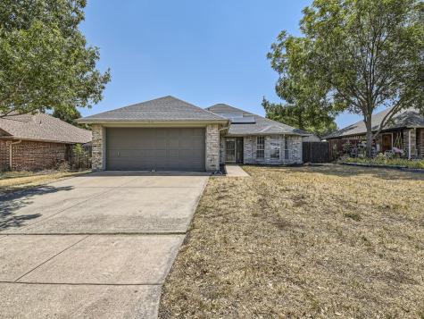613 Deauville Drive Fort Worth TX 76108