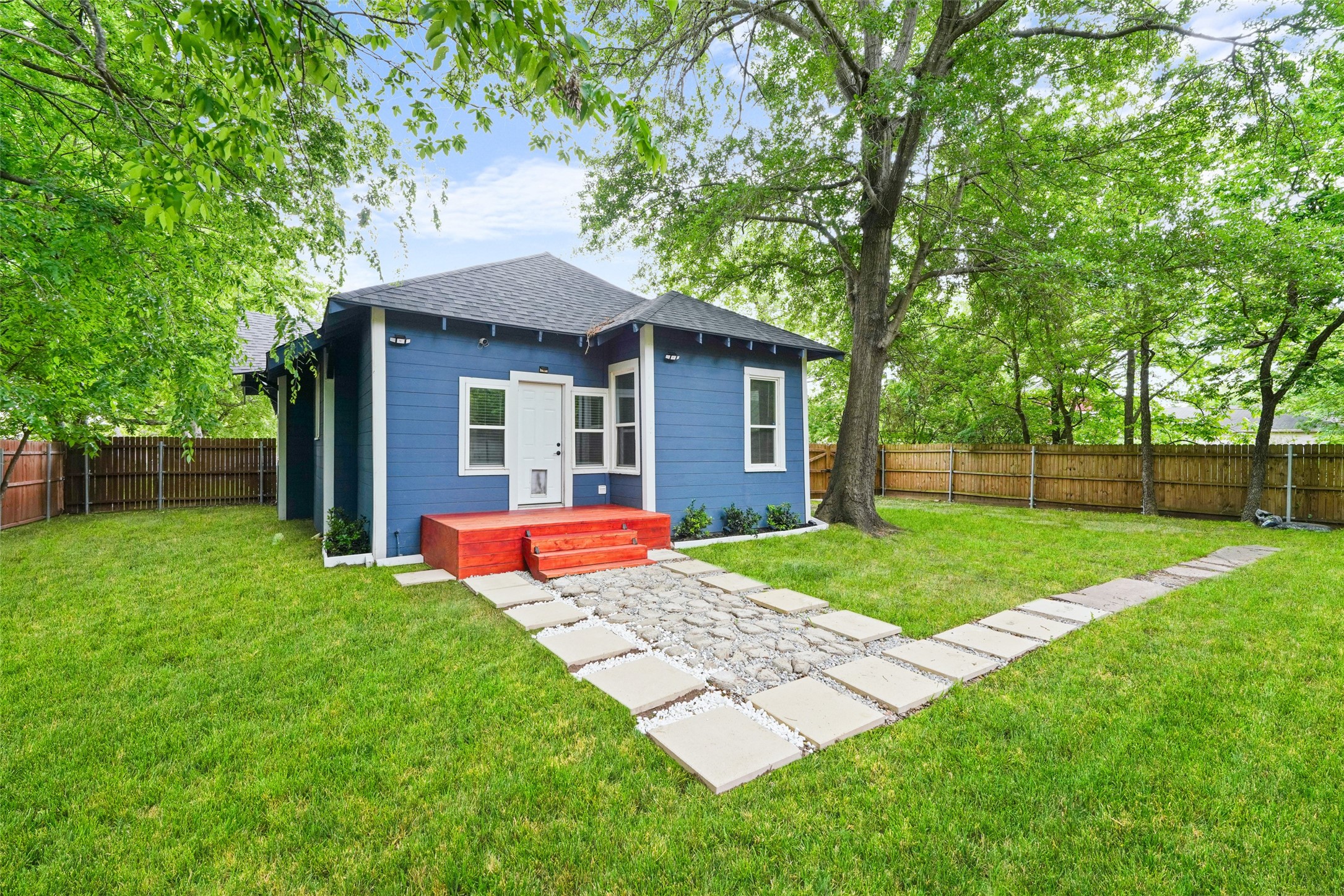 1506 Walnut Street Greenville TX 75401