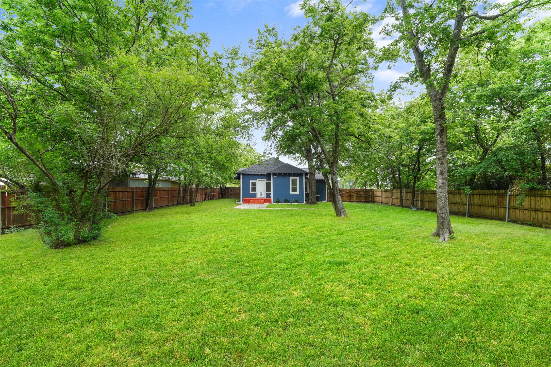 1506 Walnut Street Greenville TX 75401