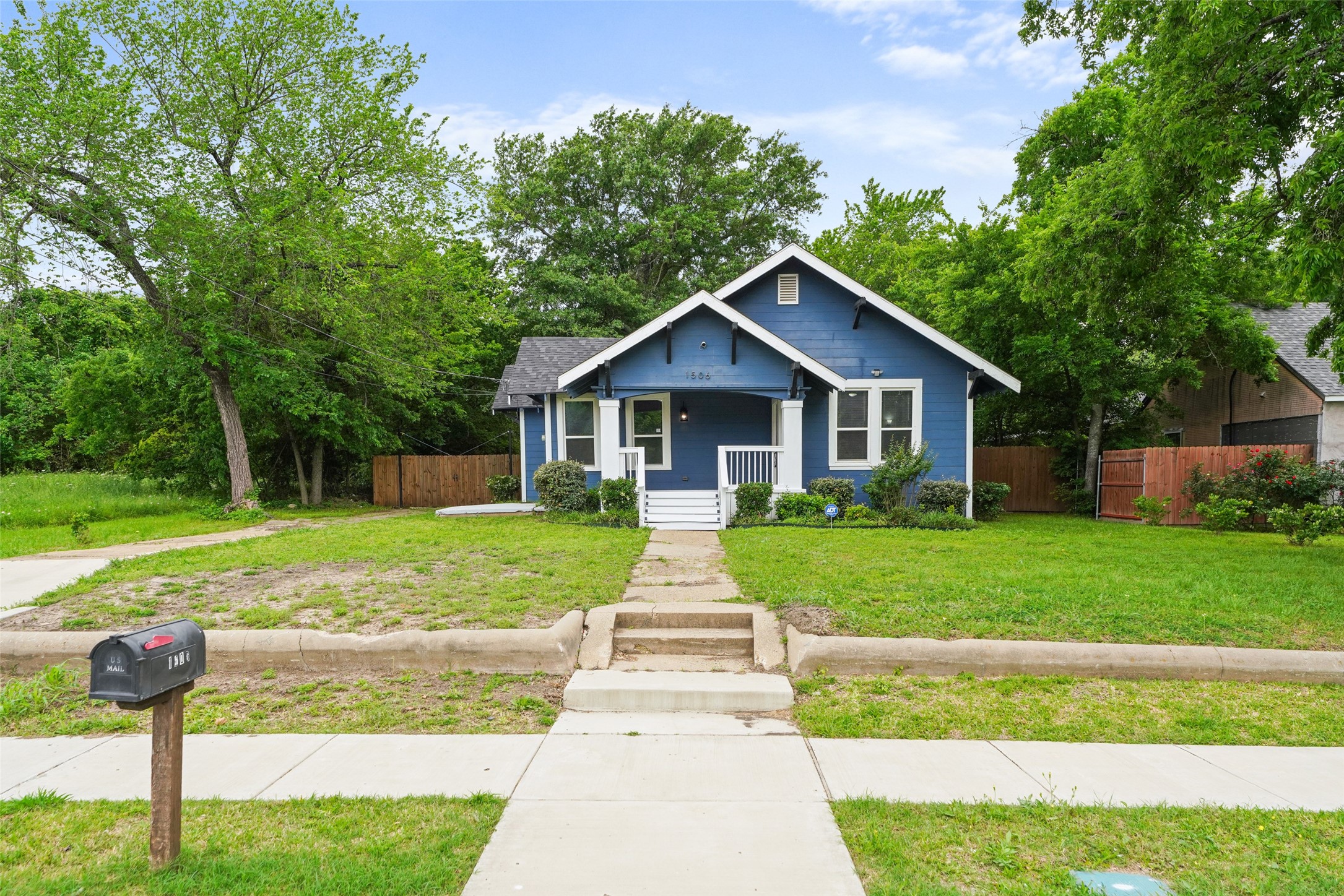 1506 Walnut Street Greenville TX 75401