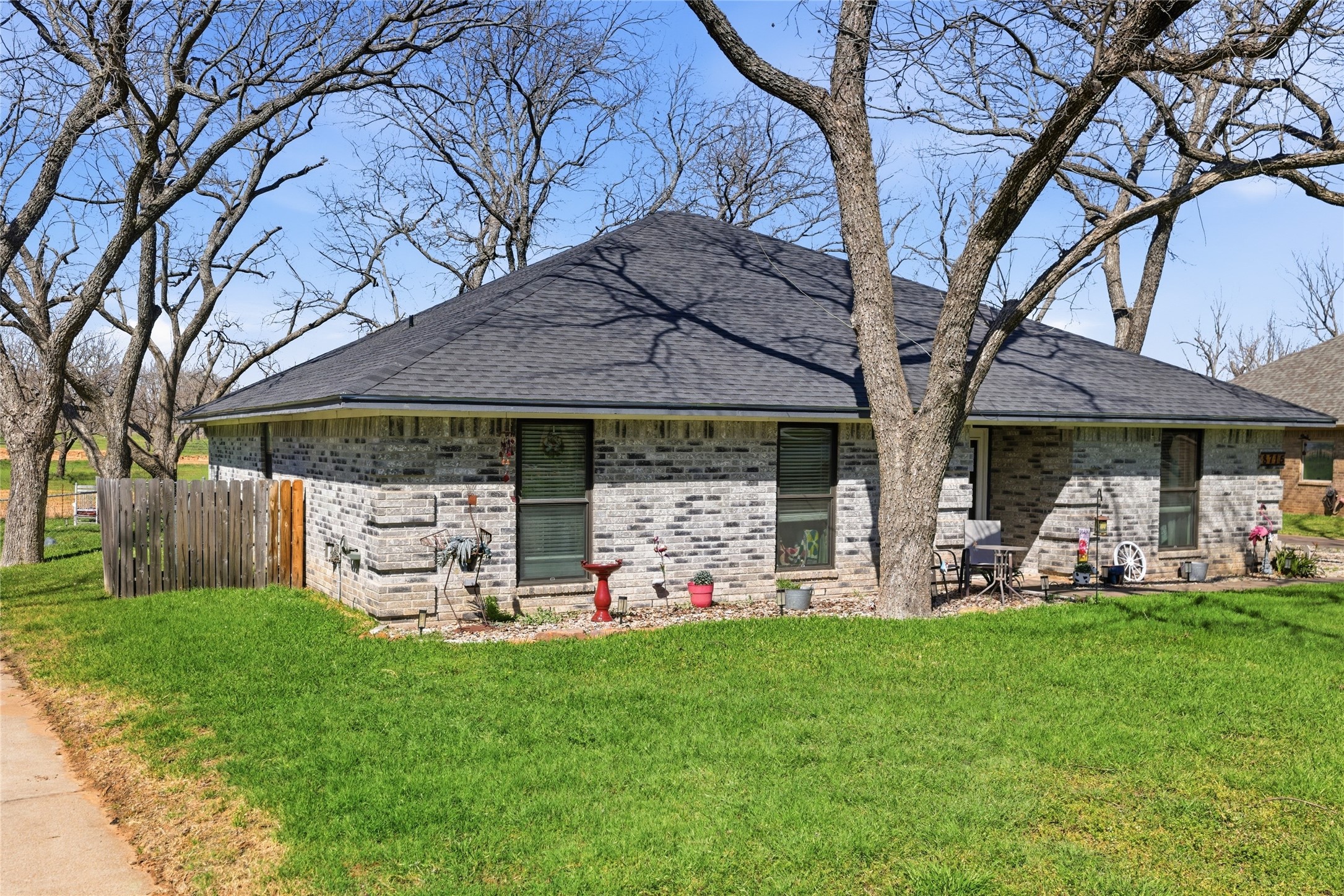 8715 S Monticello Circle Granbury TX 76049