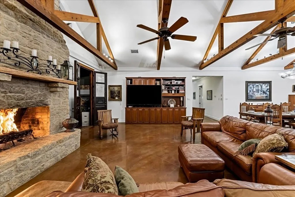 1179 E Fm 813 Palmer TX 75152