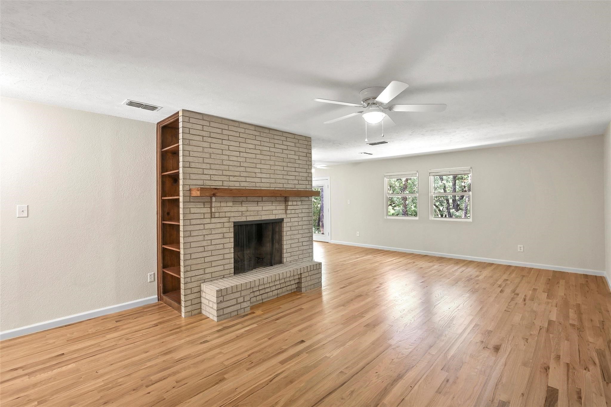 21 Horseshoe Drive Highland Village TX 75077